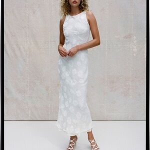 Realisation Par Carla Dress in Lily Devore Ivory size small
